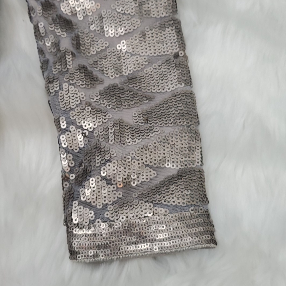 Saylor mishandled Platinum sequins romper women long sleeve size XS - Picture 8 of 9